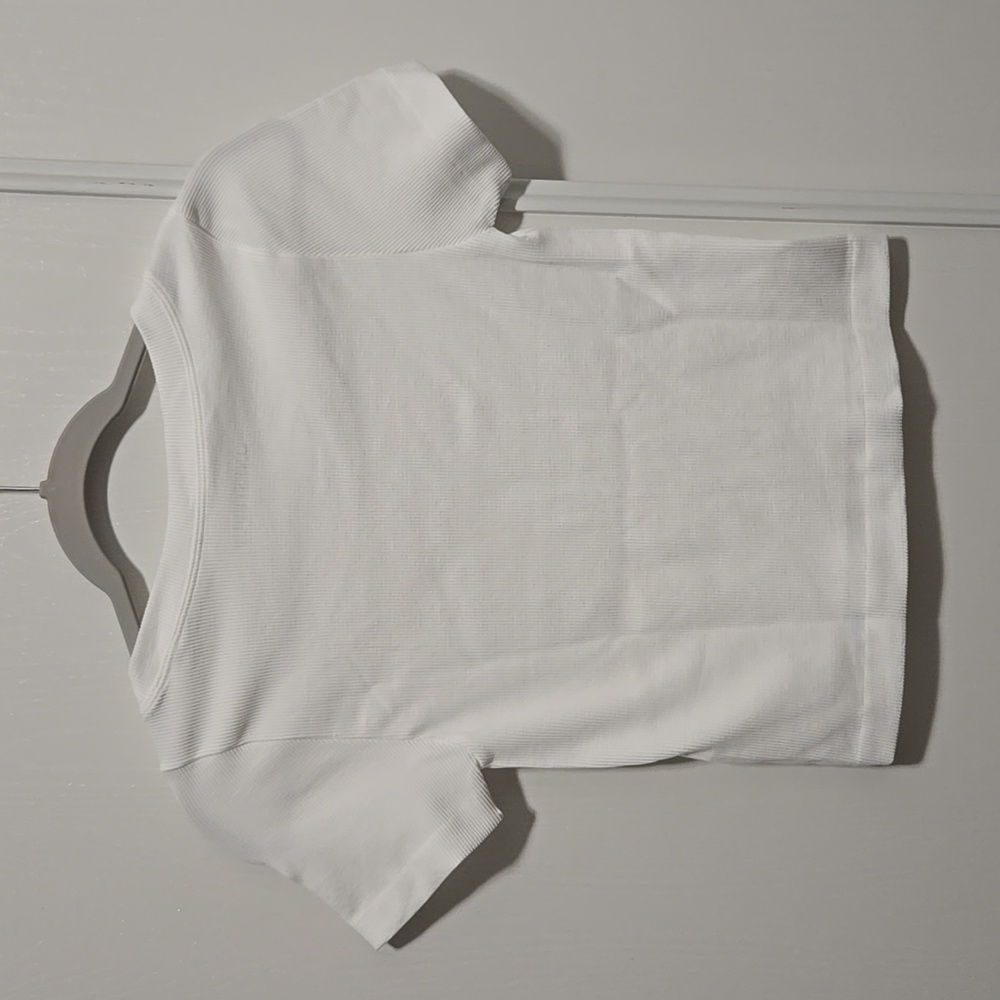 One Step Up Ribbed Tee - Picture 3 of 3